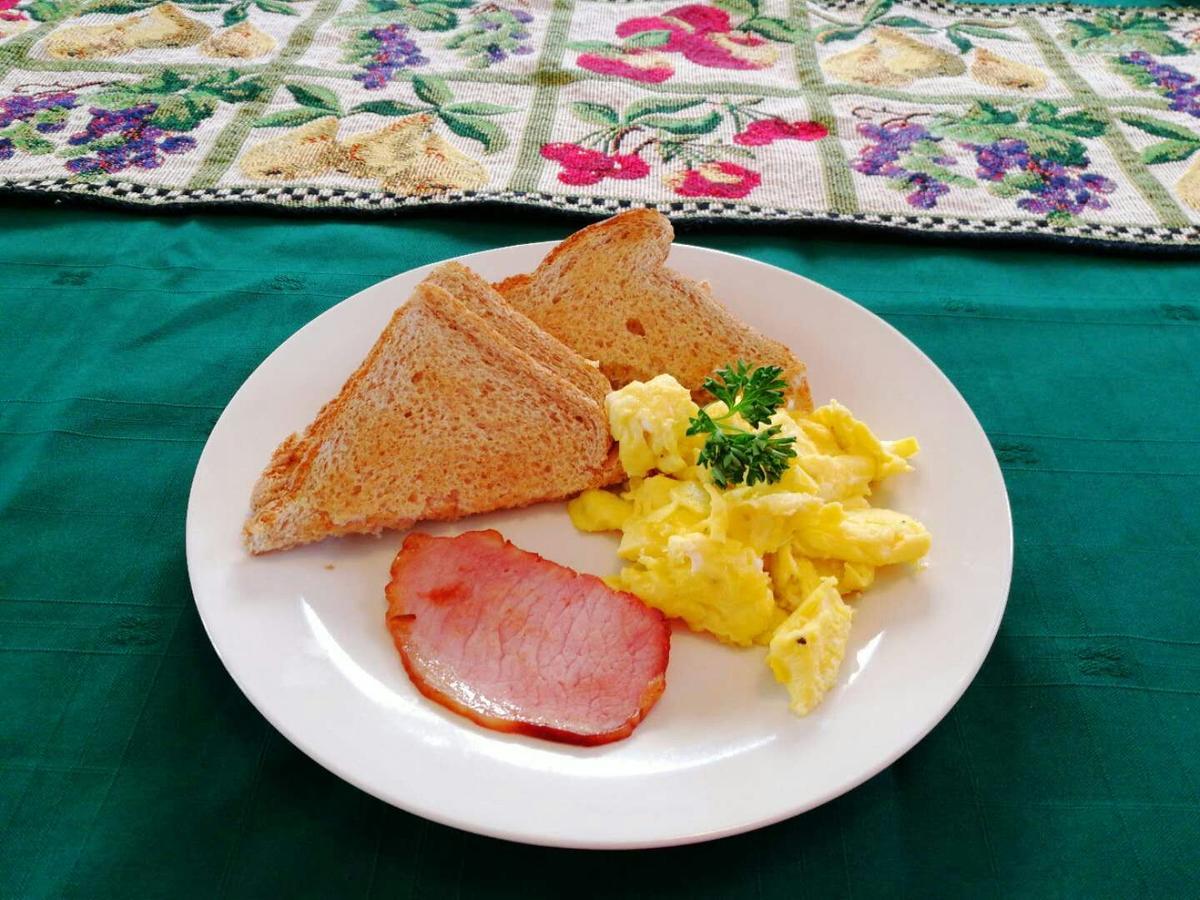 Downtown Bed & Breakfast Moncton Esterno foto