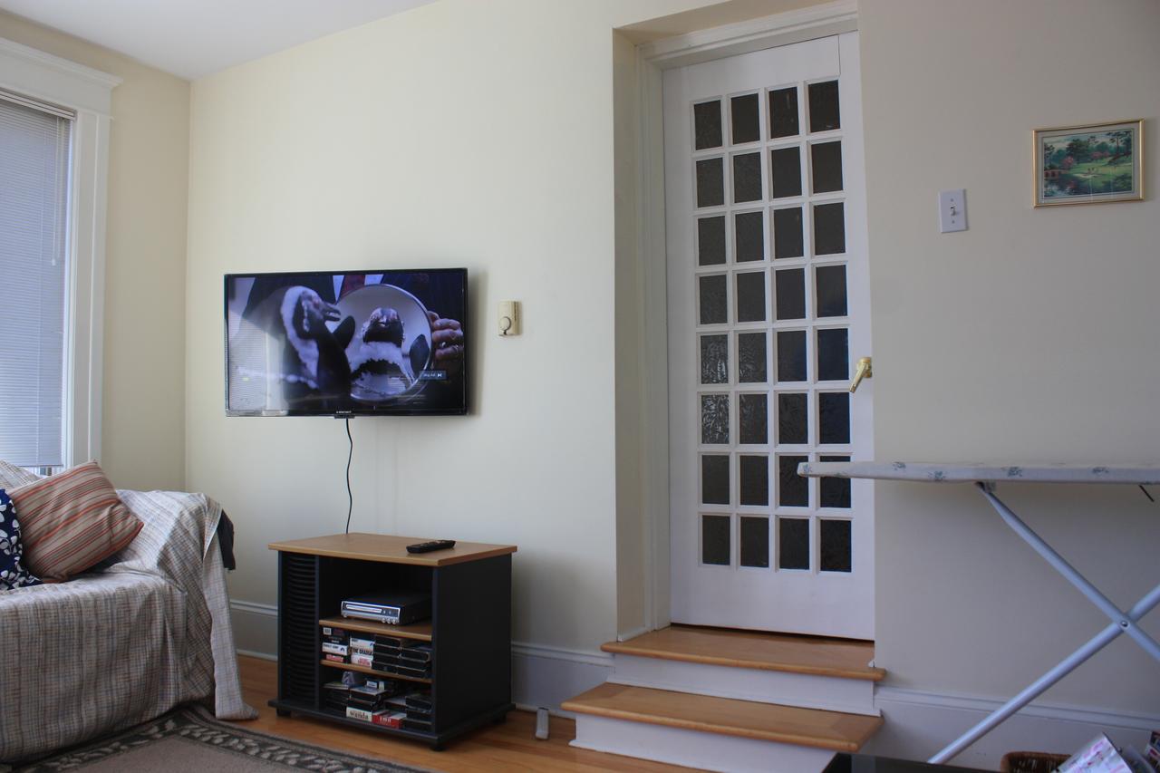 Downtown Bed & Breakfast Moncton Esterno foto