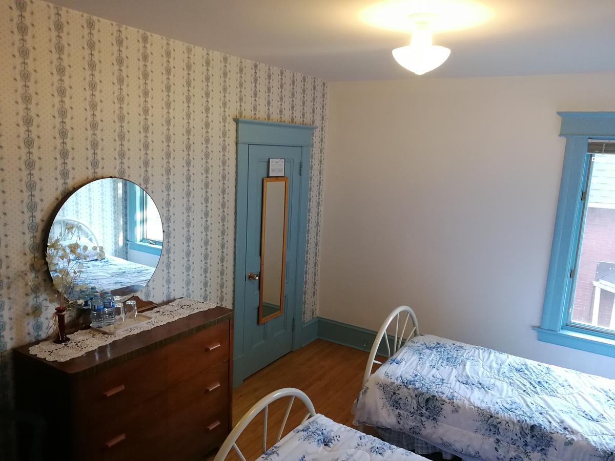 Downtown Bed & Breakfast Moncton Esterno foto