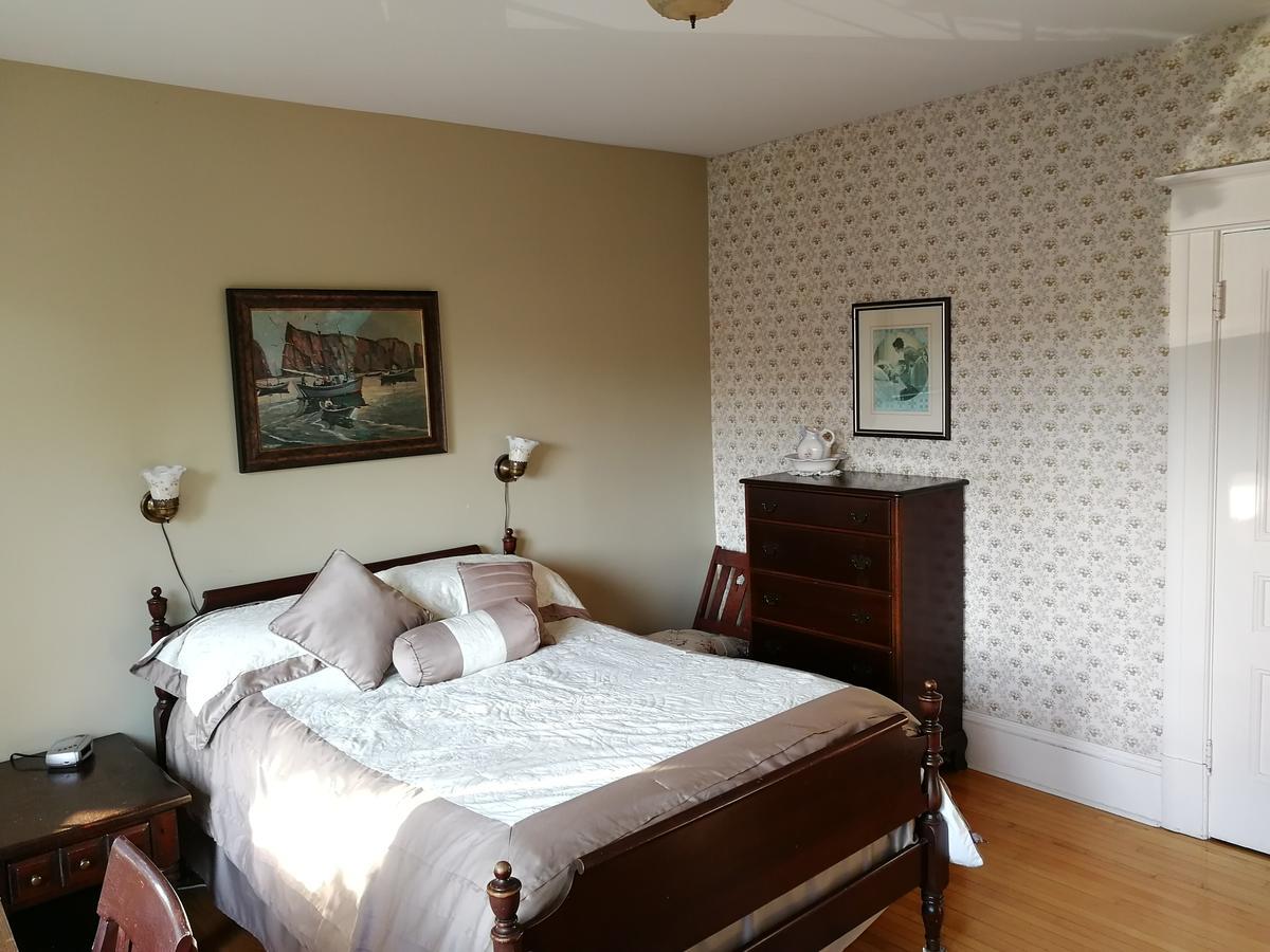Downtown Bed & Breakfast Moncton Esterno foto